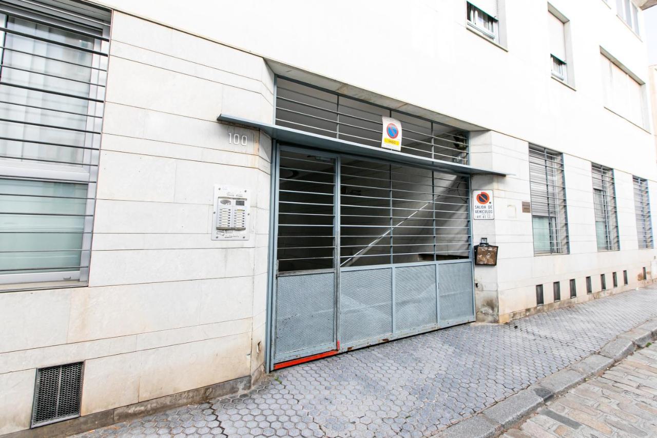 Apartamento 3 Dormitorios En Calle San Vicente. Sevilla Exteriör bild