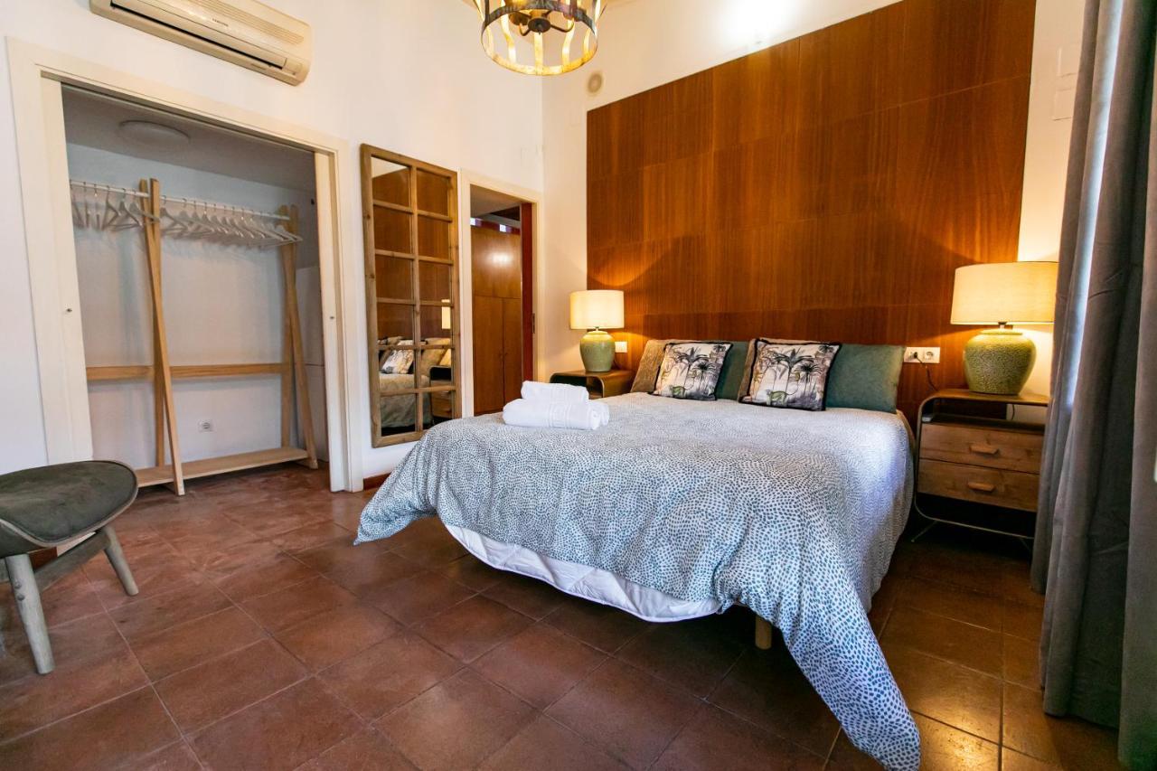 Apartamento 3 Dormitorios En Calle San Vicente. Sevilla Exteriör bild